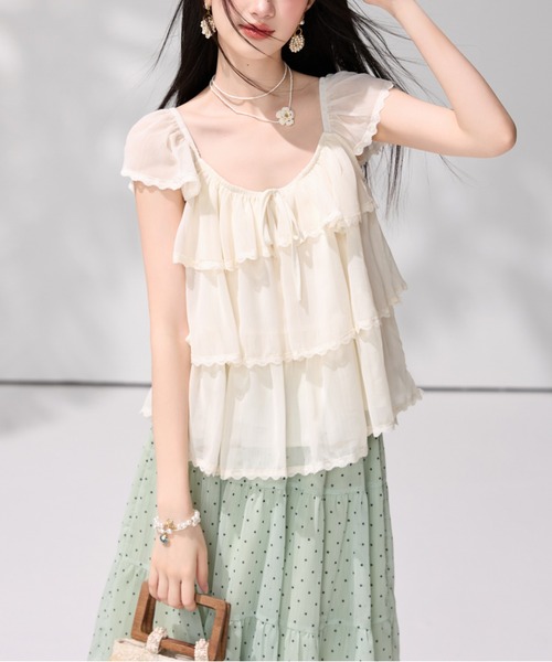 LUCPY(ラクピー)の「ティアードフリルシアーブラウス(シャツ/ブラウス・レディース・ホワイト・X-LARGE/LARGE/MEDIUM/SMALL)」の1枚目の写真