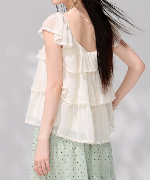 LUCPY(ラクピー)の「ティアードフリルシアーブラウス(シャツ/ブラウス・レディース・ホワイト・X-LARGE/LARGE/MEDIUM/SMALL)」の5枚目の写真