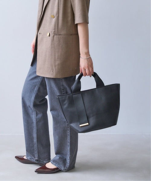 LE TALON（ルタロン）の「《追加 / 大容量&500mlペットボトル収納◎》LE TALON BELT M トート（トートバッグ・レディース・ブラック/アイボリー・FREE）」の6枚目の写真