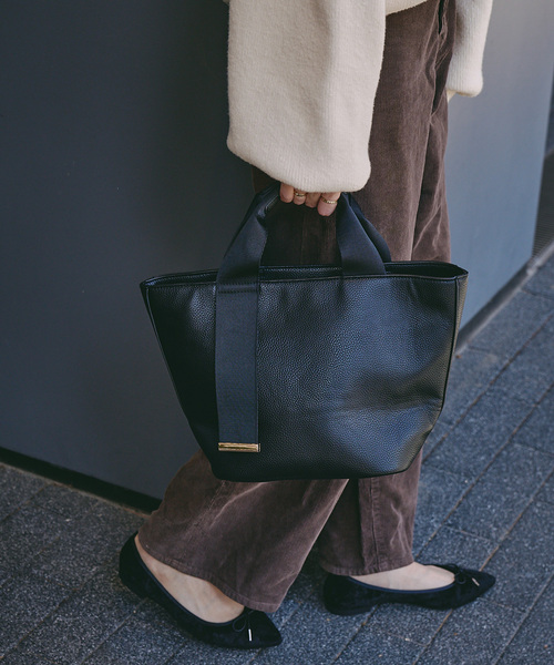 LE TALON（ルタロン）の「《追加 / 大容量&500mlペットボトル収納◎》LE TALON BELT M トート（トートバッグ・レディース・ブラック/アイボリー・FREE）」の15枚目の写真
