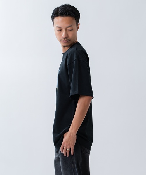 Woods(ウッズ)の「【WOODS】別注 プリント 半袖Tシャツ(Tシャツ/カットソー・メンズ・ブルー系/ホワイト/ブラック/ホワイト系1/ホワイト系/カーキ/ベージュ系1/ブラック系1/ブラック系・SMALL/MEDIUM/LARGE/X-LARGE)」の16枚目の写真