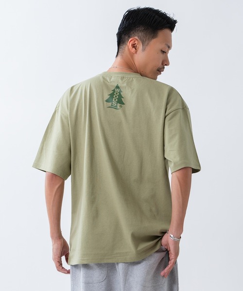 Woods(ウッズ)の「【WOODS】別注 プリント 半袖Tシャツ(Tシャツ/カットソー・メンズ・ブルー系/ホワイト/ブラック/ホワイト系1/ホワイト系/カーキ/ベージュ系1/ブラック系1/ブラック系・SMALL/MEDIUM/LARGE/X-LARGE)」の21枚目の写真