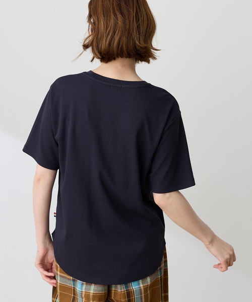 Petit Honfleur（プチオンフルール）の「刺しゅうポケットTシャツ【接触冷感・UVカット・オーガニックコットンブレンド】（Tシャツ/カットソー・レディース・オレンジ/ネイビー/ホワイト・M/L）」の6枚目の写真