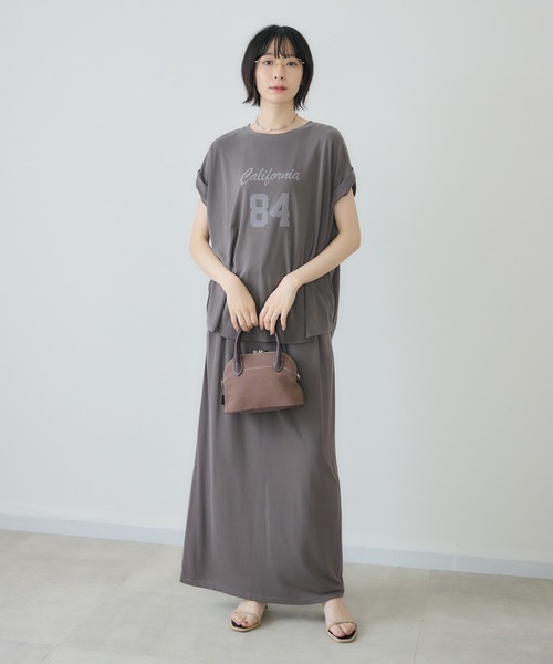 Paradise Picnic(パラダイスピクニック)の「ROSIEE ソフト風合いフロッキーTシャツ(Tシャツ/カットソー・レディース・モカ/ブラック・FREE)」の6枚目の写真