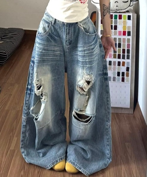 Vipoa（ヴィポア）の「ダメージワイドデニムパンツ（デニムパンツ・レディース・ブルー・LARGE/MEDIUM）」の12枚目の写真