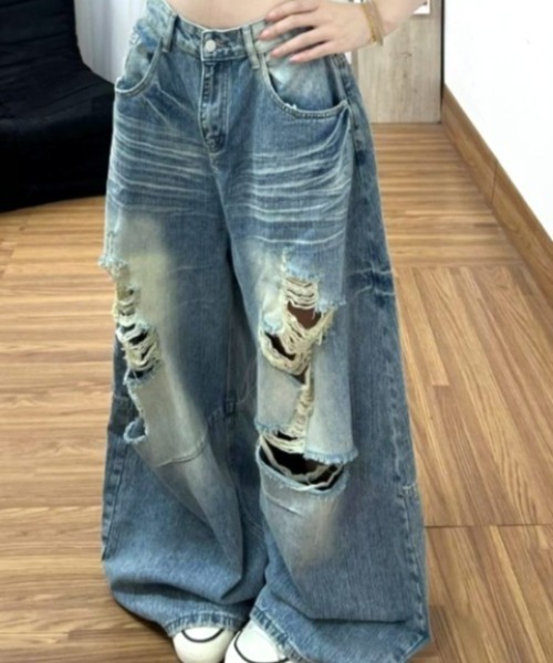 Vipoa（ヴィポア）の「ダメージワイドデニムパンツ（デニムパンツ・レディース・ブルー・LARGE/MEDIUM）」の13枚目の写真