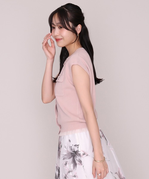 MISCH MASCH(ミッシュマッシュ)の「2026秋冬新作 シアーレイヤード裾フリルニットベスト(ニット/セーター・レディース・ライトグレー/ブラック/ピンク・フリ-)」の12枚目の写真