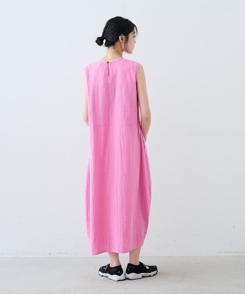 mensha!(メンシャ)の「mensha! ガーゼでドレスアップ!リネン混コクーンワンピース(ワンピース・レディース・ピンク/ブラック・M/L/LL/3L/MP)」の7枚目の写真