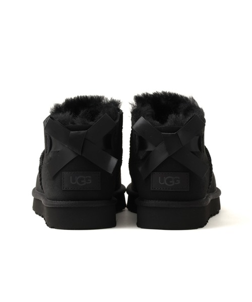 UGG（アグ）の「UGG W ULTRA MINI BAILEY BOW / アグ ウルトラ ミニ ベイリー ボウ（ブーツ・レディース・ブラック・23.0cm/22.0cm/25.0cm/24.0cm）」の2枚目の写真