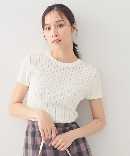 index(インデックス)の「前後2wayケーブルコンパクトニット【洗濯機OK/抗ピル】(ニット/セーター・レディース・レッド系1/ネイビー/オフホワイト・40/42/38/36)」の6枚目の写真