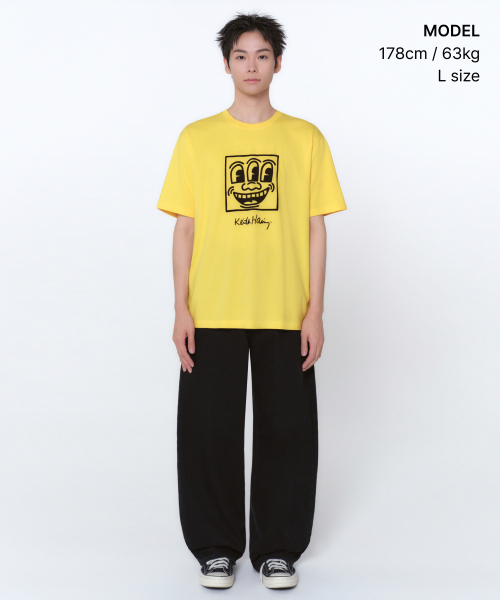 MUSINSA STANDARD（ムシンサスタンダード）の「[キスヘリングコレクション] スリーアイドフェイスティーシャツ [イエロー]（Tシャツ/カットソー・レディース・その他・2XL/X-LARGE/LARGE/MEDIUM）」の4枚目の写真