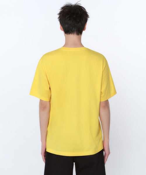 MUSINSA STANDARD（ムシンサスタンダード）の「[キスヘリングコレクション] スリーアイドフェイスティーシャツ [イエロー]（Tシャツ/カットソー・レディース・その他・2XL/X-LARGE/LARGE/MEDIUM）」の3枚目の写真