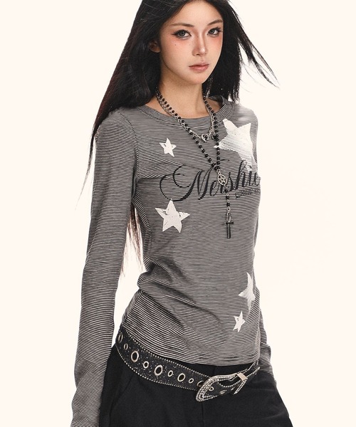 SHERU(シェル)の「星柄ロゴストライプ細身ロングスリーブトップス(Tシャツ/カットソー・レディース・ブラック・M)」の18枚目の写真