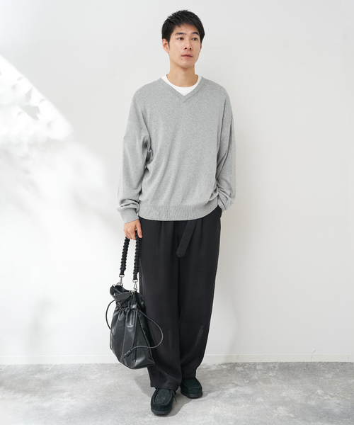 B.C STOCK(ベーセーストック)の「SILK MIX V NECK PULLOVER(ニット/セーター・メンズ・チャコールグレー/ブラック/ネイビー/グリーン・MEDIUM/LARGE/X-LARGE)」の14枚目の写真