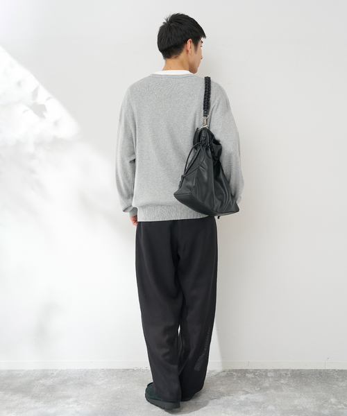 B.C STOCK(ベーセーストック)の「SILK MIX V NECK PULLOVER(ニット/セーター・メンズ・チャコールグレー/ブラック/ネイビー/グリーン・MEDIUM/LARGE/X-LARGE)」の16枚目の写真