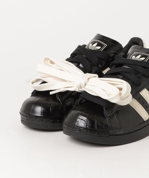 adidas(アディダス)の「スーパースターII / SUPERSTAR II / アディダスオリジナルス adidas Originals(スニーカー・メンズ・ブラック・22.0cm/27.5cm/27.0cm/26.5cm/30.0cm/25.0cm/24.5cm/24.0cm/23.5cm/23.0cm/22.5cm/29.5cm/29.0cm/28.5cm/28.0cm/26.0cm/25.5cm)」の5枚目の写真