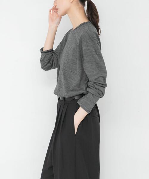 URBAN RESEARCH(アーバンリサーチ)の「new basic WASHABLE WOOL STRUCT TOPS(Tシャツ/カットソー・レディース・ホワイト系その他/チャコールグレー/ブラック系その他・FREE)」の9枚目の写真