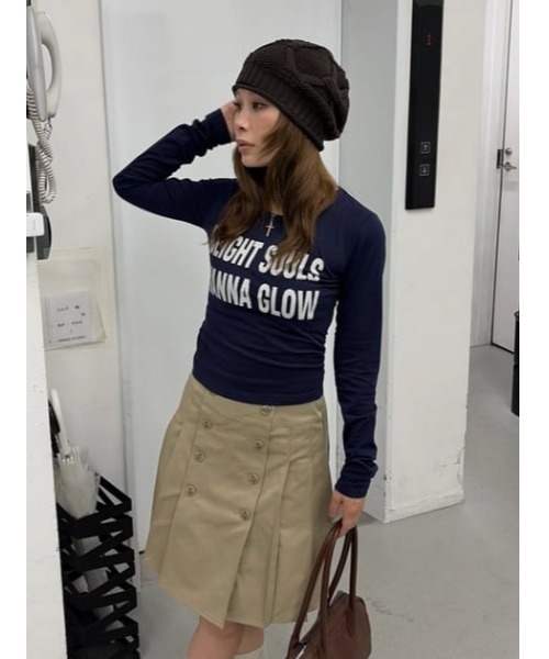 LAGUA GEM(ラグアジェム)の「DOUBLE BUTTON PLEATS スカート(スカート・レディース・ベージュ/カーキ/ブラック・X-SMALL/SMALL/MEDIUM)」の12枚目の写真
