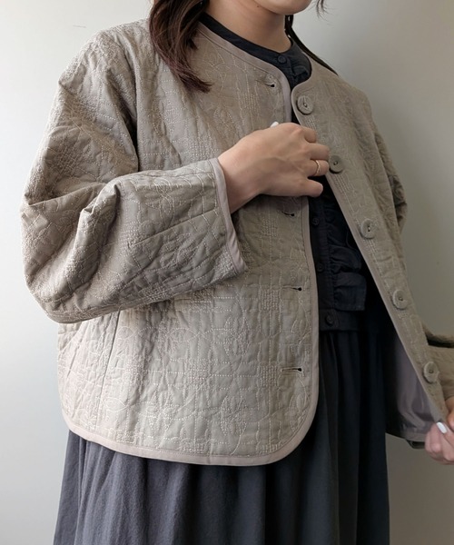 SELF+SERVICE(セルフサービス)の「【※ノベルティなし】ゆべしさんコラボキルトジャケット(その他アウター・レディース・ベージュ系その他/ブラウン系その他・M/L)」の9枚目の写真