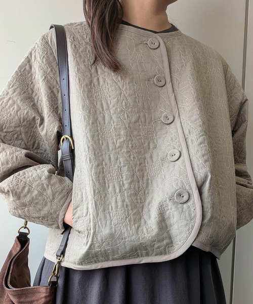 SELF+SERVICE(セルフサービス)の「【※ノベルティなし】ゆべしさんコラボキルトジャケット(その他アウター・レディース・ベージュ系その他/ブラウン系その他・M/L)」の3枚目の写真