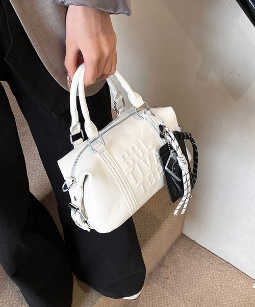 lulufa（ルルファ）の「ヴィンテージライク型押しチャーム付き2WAYミニボストンバッグ（ボストンバッグ・レディース・ダークブラウン/オフホワイト/ブラック/ワイン・FREE）」の5枚目の写真