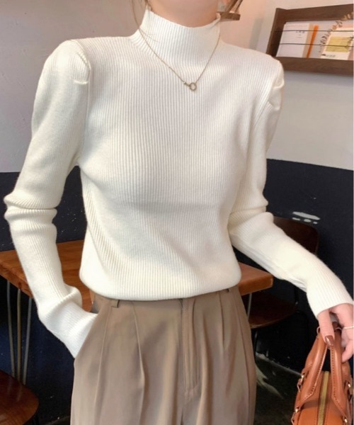 kirakiraShop(キラキラショップ)の「ボリューム ショルダー ハイネック リブ ニット(ニット/セーター・レディース・ベージュ/ブラック/オフホワイト/ブラウン・FREE)」の7枚目の写真