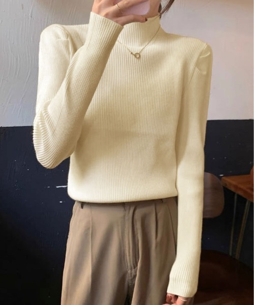 kirakiraShop(キラキラショップ)の「ボリューム ショルダー ハイネック リブ ニット(ニット/セーター・レディース・ベージュ/ブラック/オフホワイト/ブラウン・FREE)」の11枚目の写真