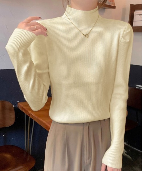 kirakiraShop(キラキラショップ)の「ボリューム ショルダー ハイネック リブ ニット(ニット/セーター・レディース・ベージュ/ブラック/オフホワイト/ブラウン・FREE)」の12枚目の写真
