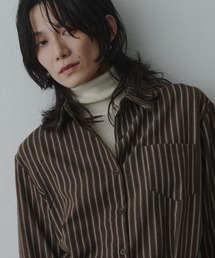 ストール付きブラッシュドストライプシャツ