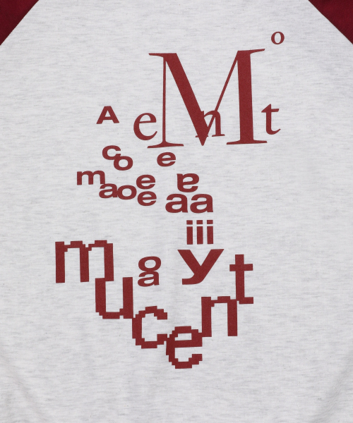 MUCENT(ムセント)の「メビウスレタリングナグラン配色スウェット 男女共用 (2カラー)(スウェット・レディース・ブラック系その他/レッド・FREE)」の4枚目の写真