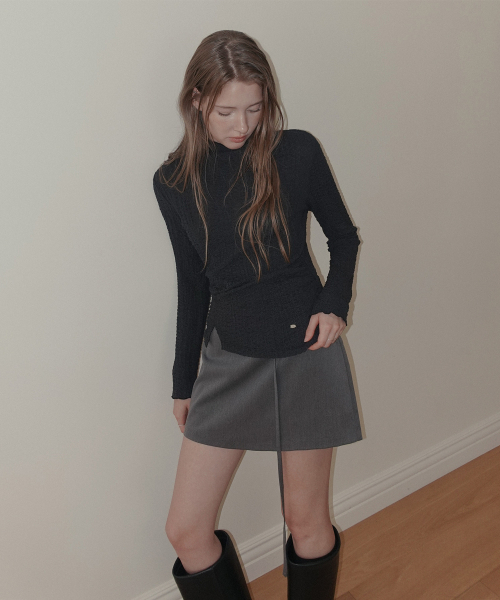 TWEE(トゥウィー)の「エルト ベーシック ベルト ミニスカート(スカート・レディース・チャコールグレー/ブラック/ダークブラウン・SMALL/MEDIUM/LARGE)」の8枚目の写真