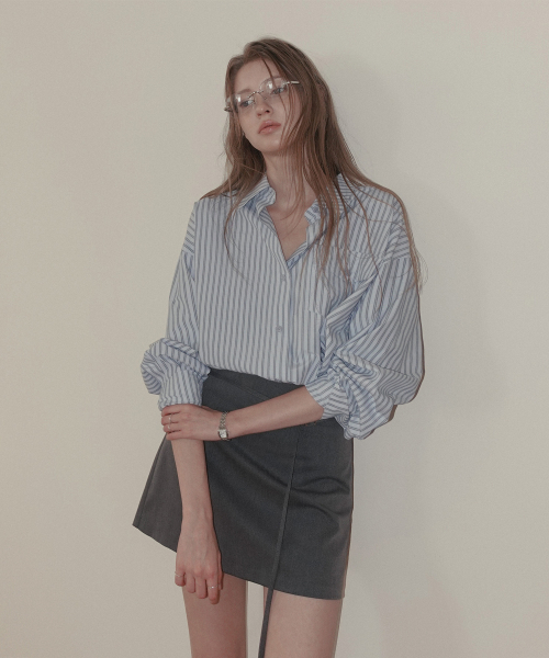 TWEE(トゥウィー)の「エルト ベーシック ベルト ミニスカート(スカート・レディース・チャコールグレー/ブラック/ダークブラウン・SMALL/MEDIUM/LARGE)」の10枚目の写真