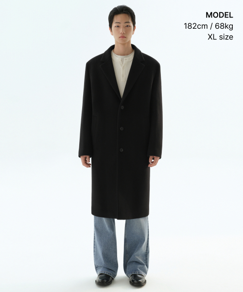 MUSINSA STANDARD（ムシンサスタンダード）の「カシミヤブレンドオーバーサイズシングルコート[ブラック]（チェスターコート・メンズ・その他・MEDIUM/LARGE/X-LARGE/2XL）」の2枚目の写真