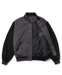 NEW ERA（ニューエラ）の「【NEW ERA】ストレッチコットン バーシティジャケット アーカイブロゴ ゴルフ / グラファイト [15129450]（ブルゾン）」