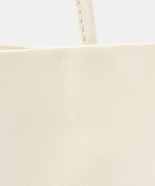 IENA(イエナ)の「MODERN WEAVING/モダン ウィーヴィング NARROW OVAL RELAXED TOTE バッグ 208(トートバッグ・レディース・ベージュ/ホワイト・FREE)」の10枚目の写真