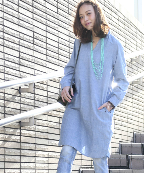 Denime(ドゥニーム)の「シャンブレーリラックスワンピース(ワンピース・レディース・インディゴブルー/ブルー系その他・FREE)」の12枚目の写真