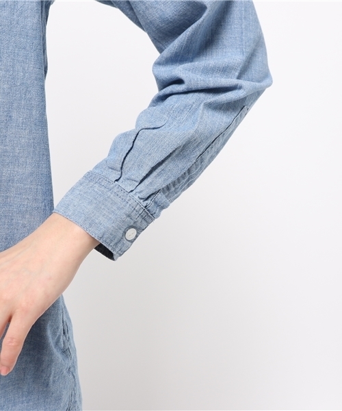 Denime(ドゥニーム)の「シャンブレーリラックスワンピース(ワンピース・レディース・インディゴブルー/ブルー系その他・FREE)」の8枚目の写真