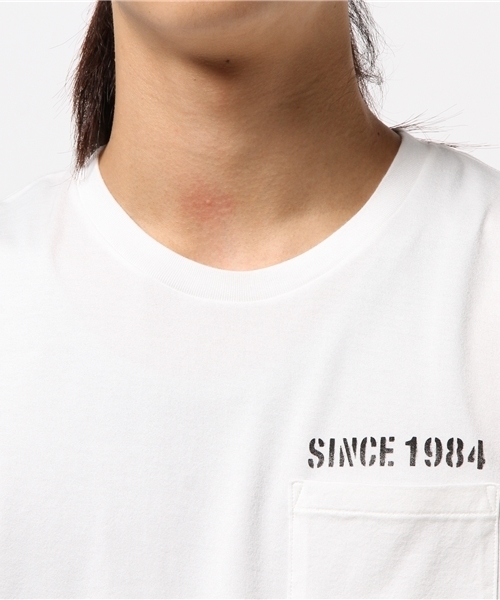 HYSTERIC GLAMOUR（ヒステリックグラマー）の「STENCIL WOMAN pt ポケ付T-SH（Tシャツ/カットソー・メンズ・ホワイト/ピンク/ブルー/ブラック・LARGE/MEDIUM/SMALL/X-LARGE）」の7枚目の写真