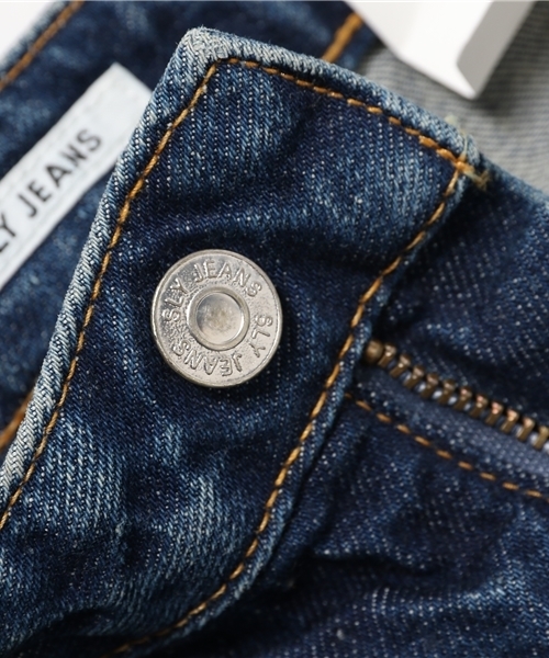 SLY（スライ）の「WOLT JW ANKLE SLIM-A（デニムパンツ・レディース・ブルー・24inch/23inch/26inch/27inch/25inch）」の12枚目の写真