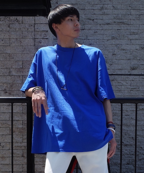 MYE-DO'(マイ・ドゥ)の「ビッグシルエット ドロップショルダー Tシャツ(Tシャツ/カットソー・メンズ・ブラック/グレー/ブルー/ネイビー/ホワイト/ブラウン/レッド・LARGE/SMALL/MEDIUM)」の2枚目の写真