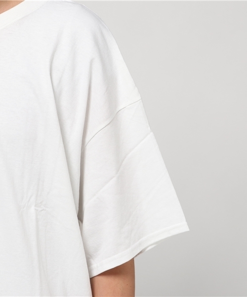 MYE-DO'(マイ・ドゥ)の「ビッグシルエット ドロップショルダー Tシャツ(Tシャツ/カットソー・メンズ・ブラック/グレー/ブルー/ネイビー/ホワイト/ブラウン/レッド・LARGE/SMALL/MEDIUM)」の11枚目の写真