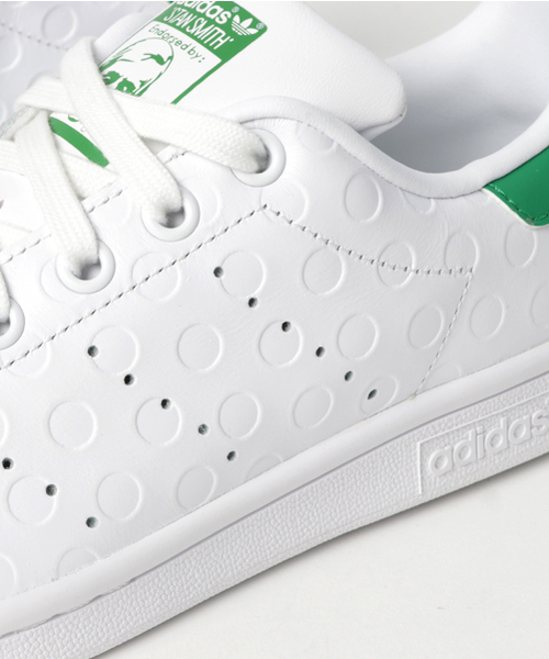 adidas（アディダス）の「オリジナルス スタンスミス [STAN SMITH W]（スニーカー・レディース・ホワイト×グリーン・22.0cm/23.0cm/23.5cm/22.5cm/25.5cm/24.0cm/25.0cm/24.5cm）」の10枚目の写真