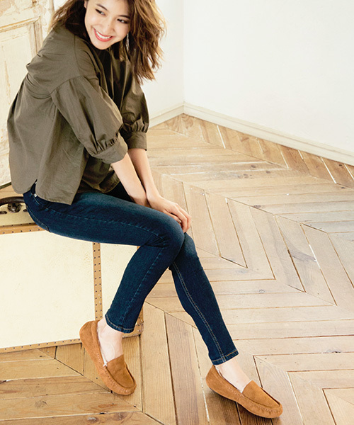 KOBE LETTUCE（コウベレタス）の「ふわもこエコファーが気持ちいい♪[無地/レオパード柄]フェイクムートンローファー/フラットシューズ/レディース[H526]/神戸レタス（モカシン/デッキシューズ・レディース・ライトピンク/その他/ブラック/グレー/キャメル/ブルー系その他/ライトグレー/ベージュ/ワイン/その他1/ピンク/ダークブラウン/マスタード・LL/S/L/M）」の19枚目の写真