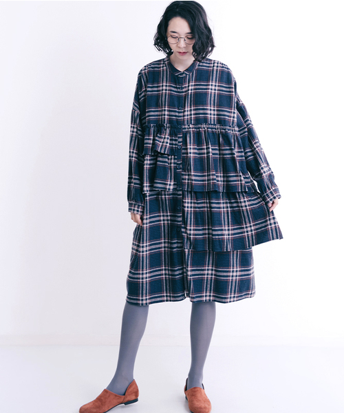 MERLOT（メルロー）の「チェック柄アシメティアードフリルシャツワンピース1085（シャツワンピース・レディース・ネイビー/ワイン/ベージュ・FREE）」の19枚目の写真