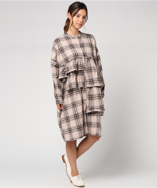 MERLOT（メルロー）の「チェック柄アシメティアードフリルシャツワンピース1085（シャツワンピース・レディース・ネイビー/ワイン/ベージュ・FREE）」の15枚目の写真
