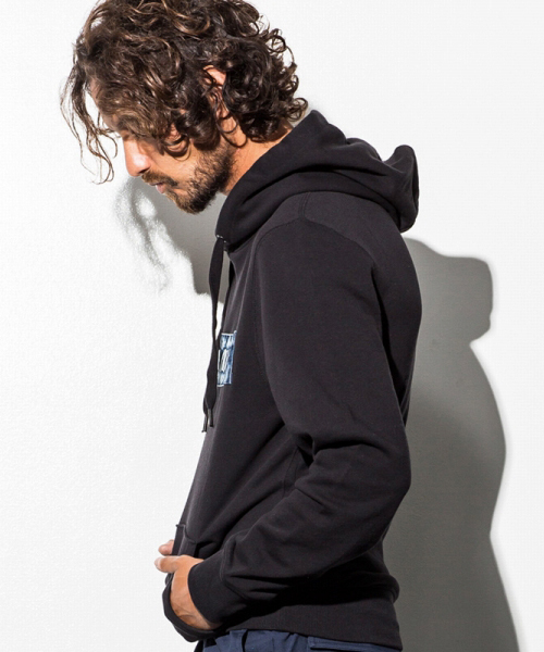 NUMBER (N)INE DENIM（ナンバーナインデニム）の「NUMBER (N)INE DENIM(ナンバーナインデニム)デニムロゴエンボスプルオーバーパーカ（パーカー・メンズ・ホワイト/ブラック/グレー・SMALL/MEDIUM/LARGE/X-LARGE）」の7枚目の写真