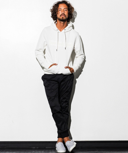 NUMBER (N)INE DENIM（ナンバーナインデニム）の「NUMBER (N)INE DENIM(ナンバーナインデニム)デニムロゴエンボスプルオーバーパーカ（パーカー・メンズ・ホワイト/ブラック/グレー・SMALL/MEDIUM/LARGE/X-LARGE）」の5枚目の写真