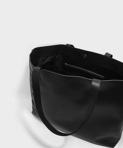 CHARLES & KEITH(チャールズ & キース)の「エンボストートバッグ / EMBOSSED TOTE BAG(トートバッグ・レディース・ブラック/ホワイト・XL)」の11枚目の写真