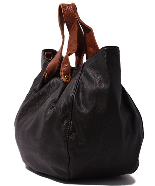 NANO universe(ナノユニバース)の「LN/ポーチ付Mini Tote Bag(トートバッグ・レディース・ブラック/キャメル/ダークブラウン・FREE)」の4枚目の写真