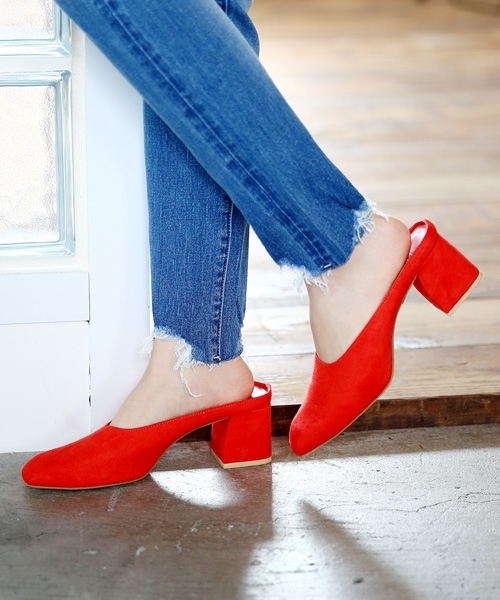 LOWRYS FARM(ローリーズファーム)の「スクエアトゥミュール 780346 (サンダル・レディース・ブラック/ベージュ/パープル/レッド・LARGE/MEDIUM)」の1枚目の写真